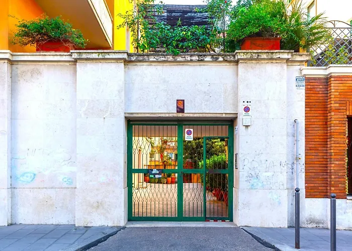 Hostly - Sant\'Orsola Suite Apartment